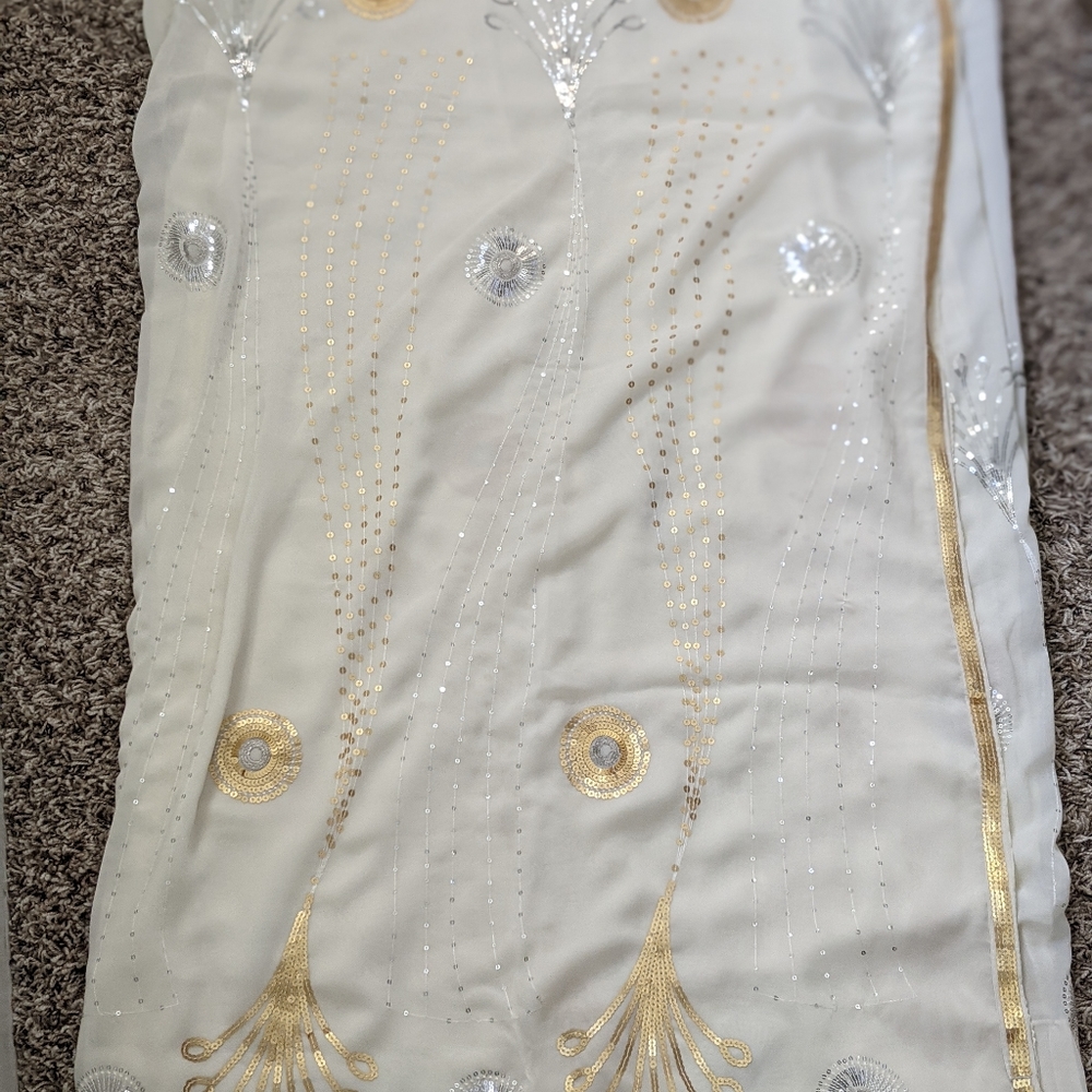 Saree - Picture 5 of 8